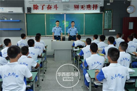 四川空军青少年航空学校招生 收130名空军苗子