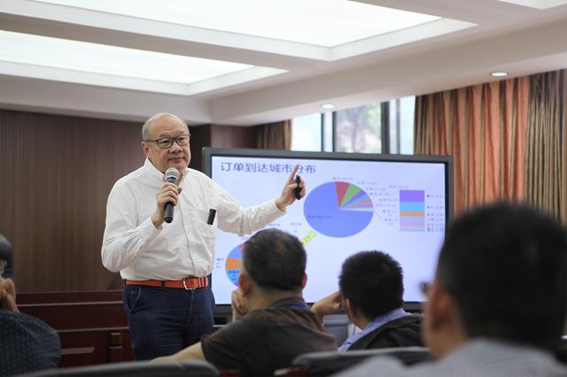 新学期班主任该做啥 我们可以先和学生谈谈梦