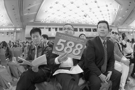 央视广告招标:川酒豪掷数亿元 争抢央视广告