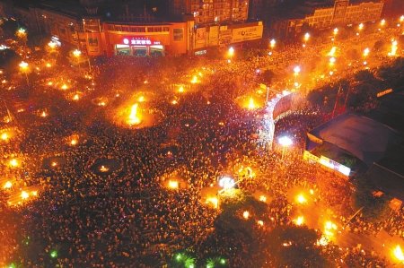 西昌市长荐4条大道 航天大道火把节之夜绚丽_网_腾讯网