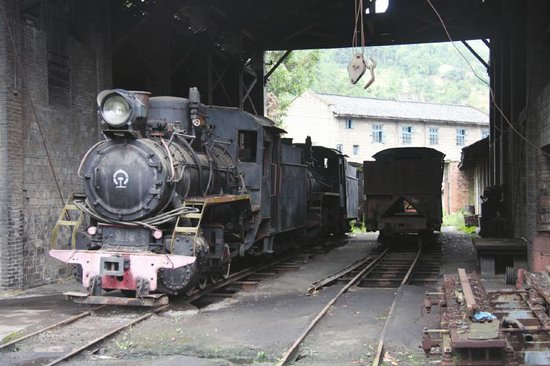 威远小火车服役46年 成工业时代博物馆