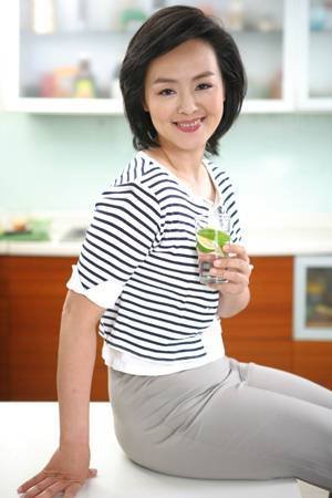 康辉女儿康辉老婆新闻联播康辉