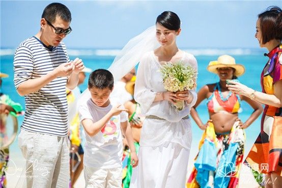毛里求斯迎蒋勤勤婚礼爱度网定制明星海岛梦