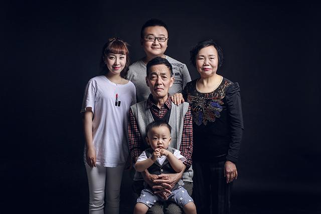 划算skr人 199元亲子照、形象照加全家福套餐