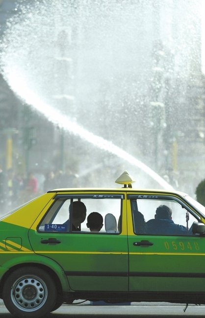 郫县出租昨起可拼车交2元就能电话预约