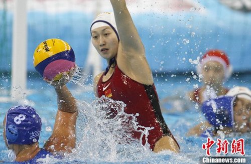 <em>世游赛</em>中国<em>女子水球</em>队与希腊队争夺冠军_大成