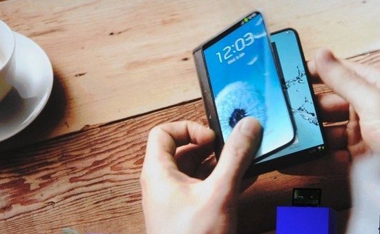 传三星GALAXY Note 3将配柔性显示屏及3GB