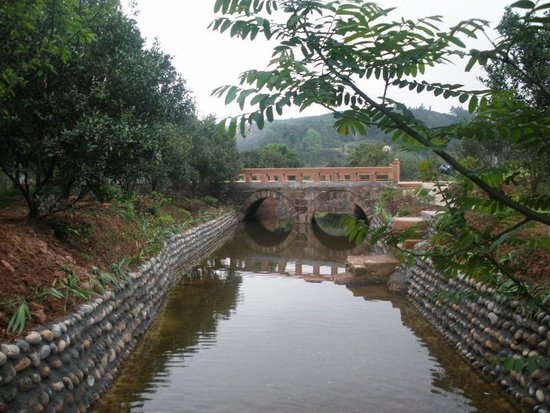 眉山青神县甘家沟村