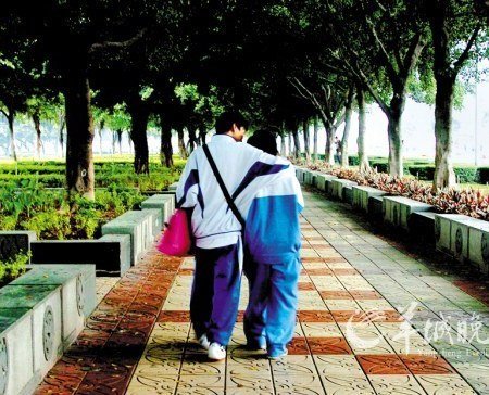 初中生作文称小学最有意义的是<em>交女朋友</em>_大