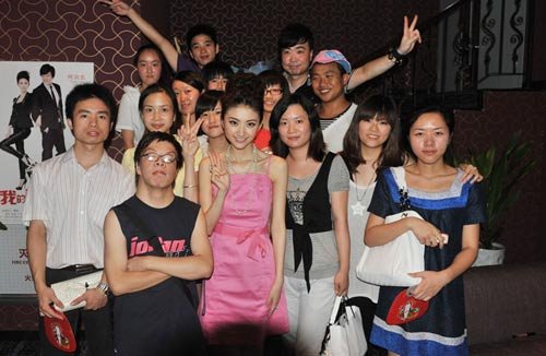 《我的美女老板》空降杭州 何润东叫景甜恶魔