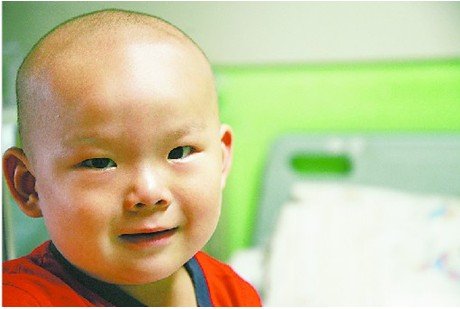 香港欧莱曼基金会日行一善 资助济南白血病儿