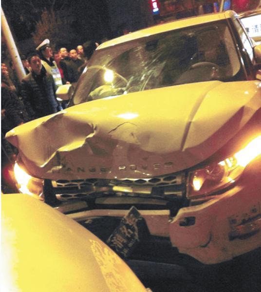 南充交警:将通过临时牌照找到路虎车主(图)