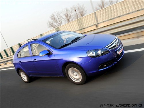把实用放在首位 测试长安CX30 1.6MT