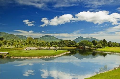 带个主题去旅行 8月去泰国华欣打场高尔夫