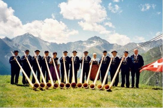 感受瑞士风情 卢森形象大使中国巡演签售