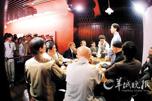 1921年7月1日:暗夜里,革命的火种被点燃