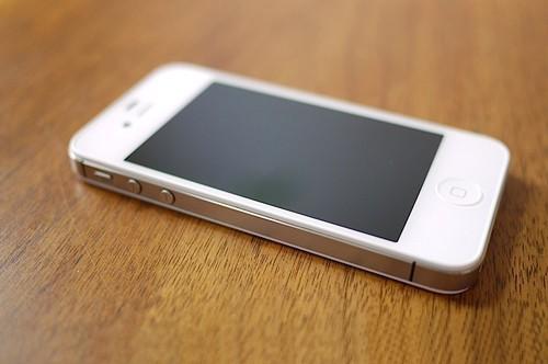 最长发布四年还在卖 那些生命周期长的手机