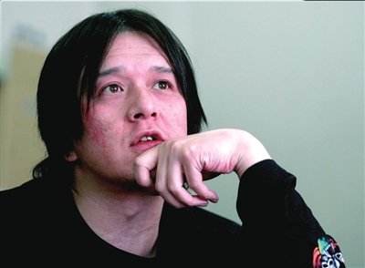 演员 贾宏声 从14层坠楼身亡 被曝患精神分裂疾