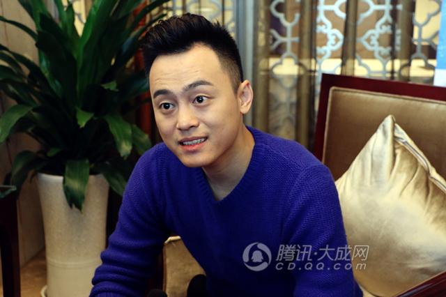 <em>刘同</em>携新书来蓉 首谈<em>女友</em>标准:找像妈妈那样的