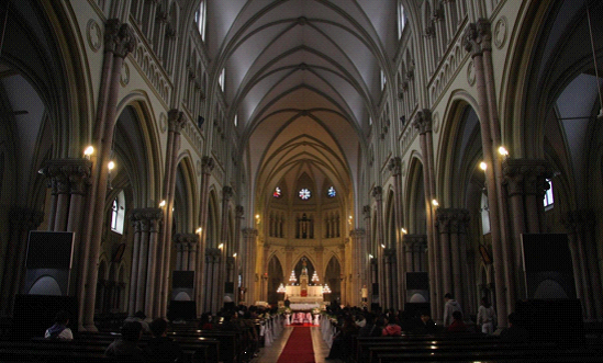 小编支招结婚到底该买婚纱还是租婚纱(组图)