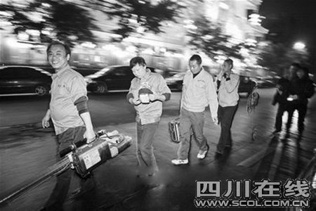 �ɶ�ĳ�칫�ҡ������ս�� �����ܾ��������