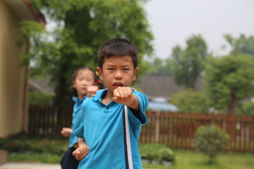 成都孔裔国际公学小学部2015年招生公告