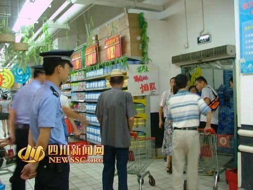 绵阳涪江水污染后城区供水充足 市民心态良好