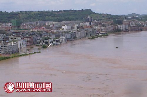 广安遇200年一遇大洪水 2/3老城区被淹(图)