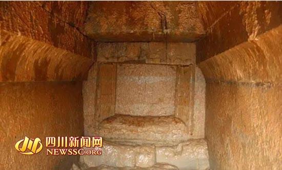 巴中发现宋代石棺墓 墓内文物距今已有800多年(图)