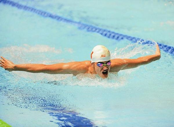 省运会游泳比赛打响 首日产生12金成都揽7金