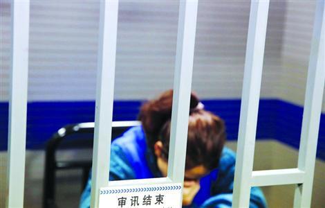 虚荣女买真退假大骗奢侈品鞋包 涉诈骗被刑拘