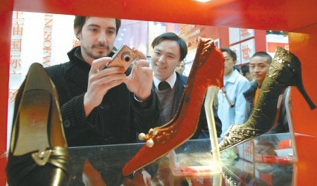 从狼来了到与狼共舞 川企入世十年成绩a+