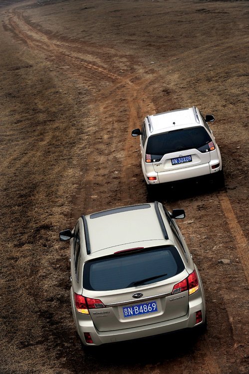 以父之名 对比试驾新傲虎3.6和欧蓝德EX