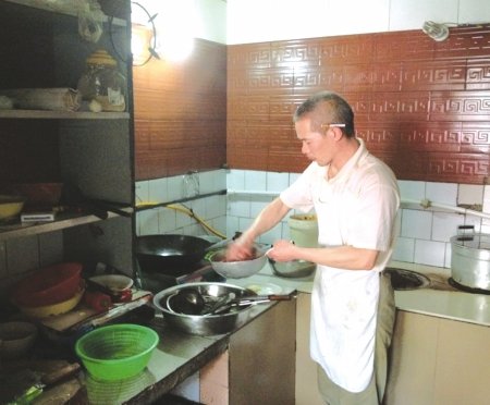 女子欲赴美为兄捐肾续:申请加急面签 仍不乐观