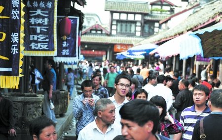 国庆大假渐入尾声成都市内景区人气回落(图)