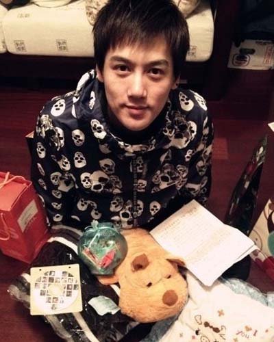 选秀红人现状:师洋转行开网店 混圈内的跑夜店