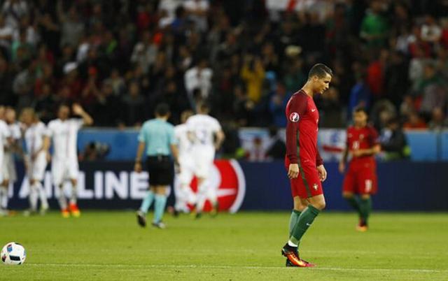 欧洲杯-葡萄牙1-1憾平冰岛 纳尼破门C罗哑火