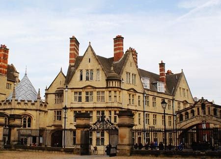 牛津创政府学院 二十国集团未来领导人或成校