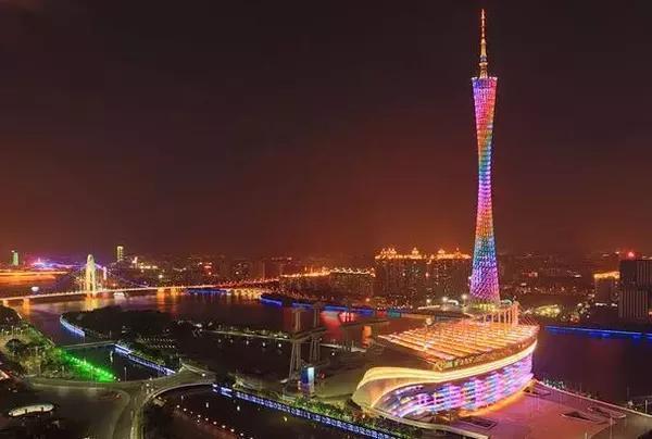 中国经济最强10城出炉 成都排名第8位