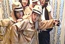 女孩穿日军军装庆生遭网友痛批