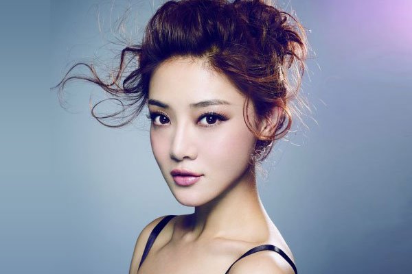 网友调查:谁是<em>四川最美女艺人</em>?-大成娱乐2013