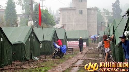 叶万勇:有子弟兵在,决不让群众冻着饿着淋着