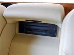 极尽奢华 实拍2011款宾利慕尚Mulsanne