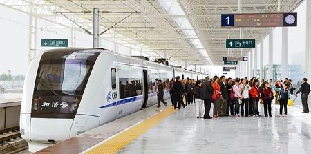 四川速度造就四川奇迹 成灌高速铁路建设纪实