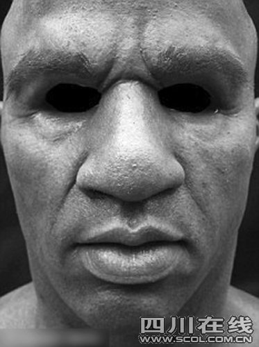 白人摇身变黑人面具劫匪3小时抢了4银行_新