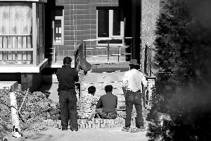 新楼丽泽雅园不满周岁地基下沉_房产新闻滚动