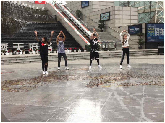 成都时尚新潮流 先锋健身震撼成都春季首秀