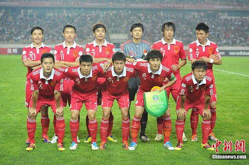 中国男足迎战新加坡 冲刺世界杯预选赛亚洲区