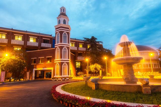 西雅美途高中预备班,为出国留学打好基础