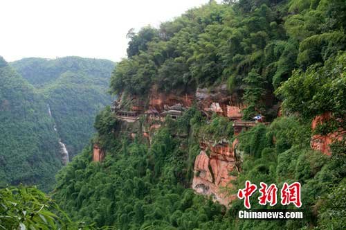 宜宾蜀南竹海旅游大打丹霞牌 欲打造地质公园